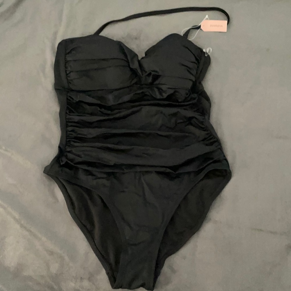 One piece suit
